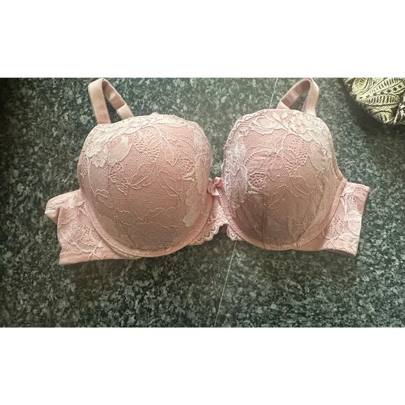 Torrid Pink Underwire Bra Sz. 42B - Picture 3 of 6